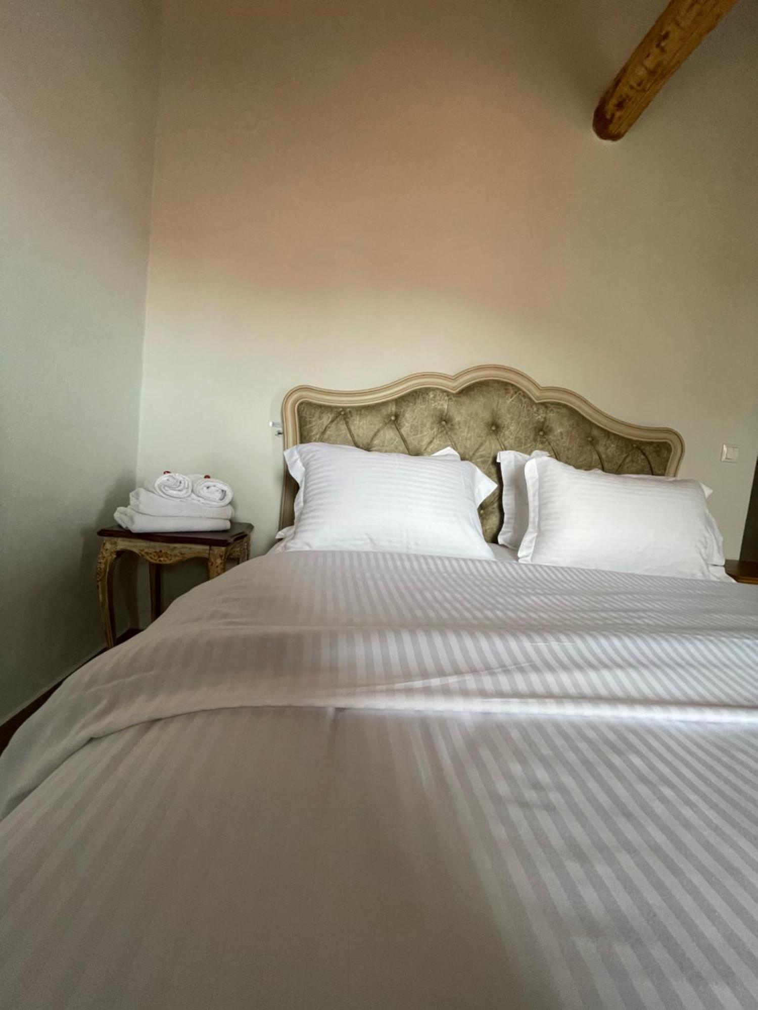 Petrino Hotel Палеос Пантелеймон Екстериор снимка